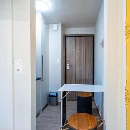 Cozy Appartement Karpenísion